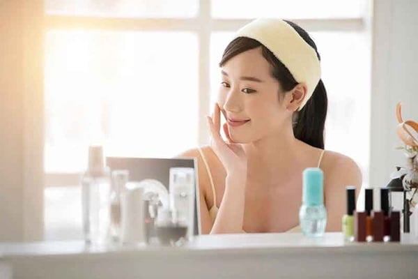 phong cách trang điểm tối giản Skinimalism